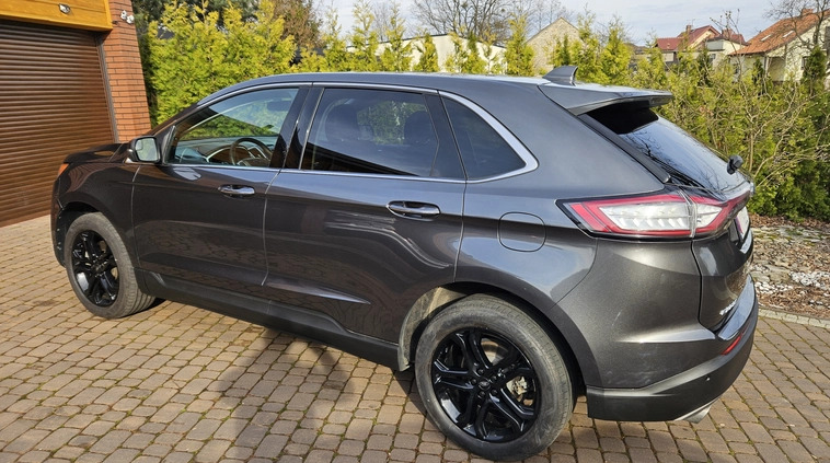 Ford EDGE cena 79900 przebieg: 124361, rok produkcji 2016 z Chocz małe 781